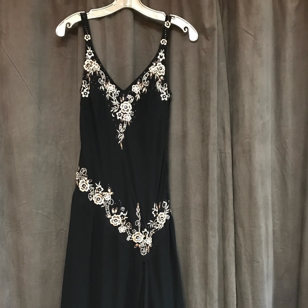 R&M Richard Black Embroidered Dress